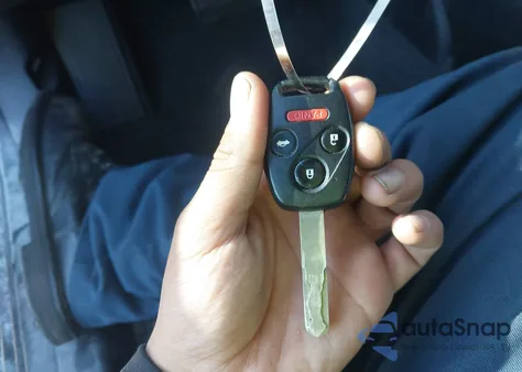 2010 Honda Accord 2.4 Ex-L from USA, damaged, VIN 1HGCP2F86AA040338